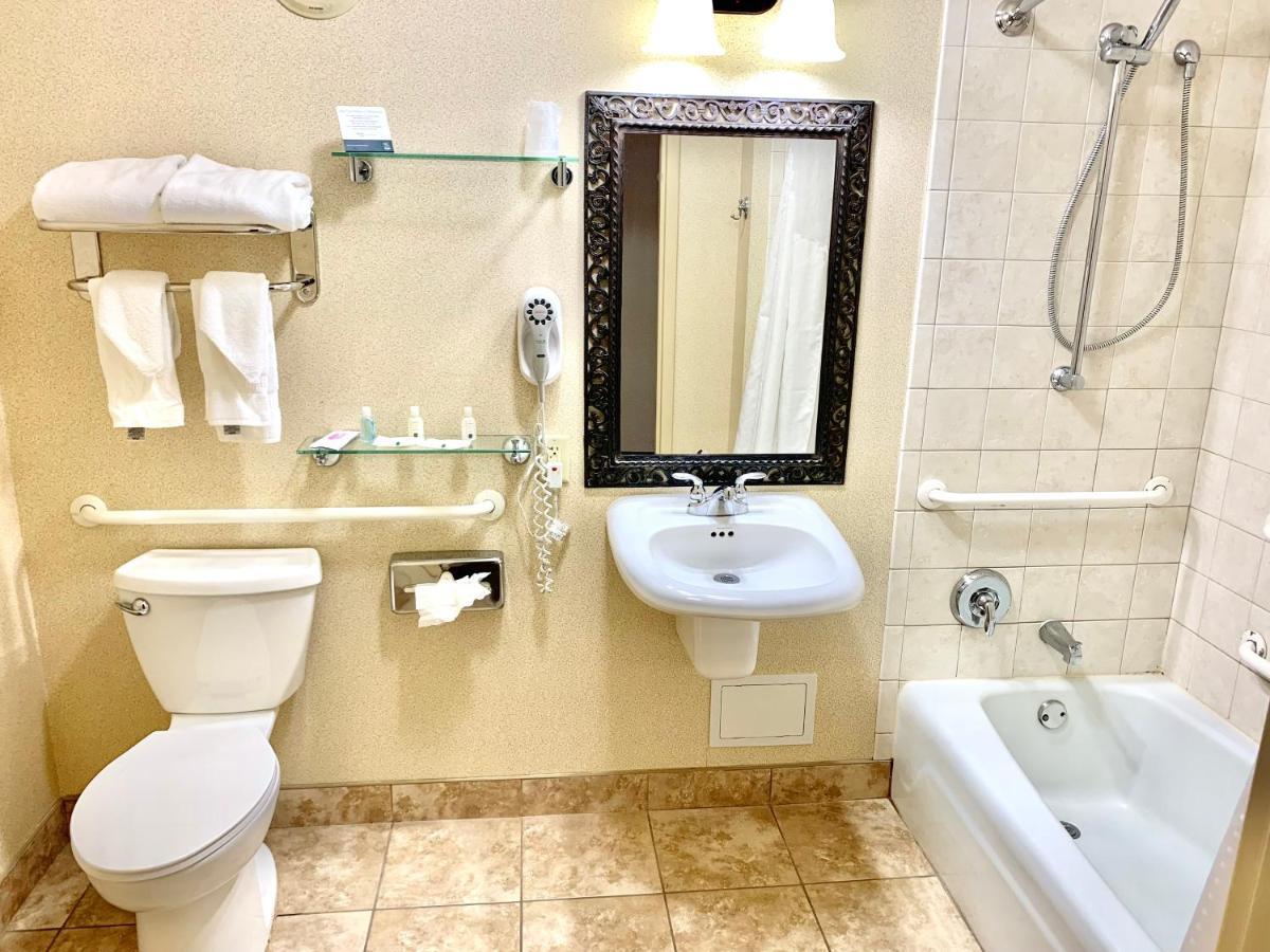 Quality Inn Oneonta Cooperstown Area Exterior foto