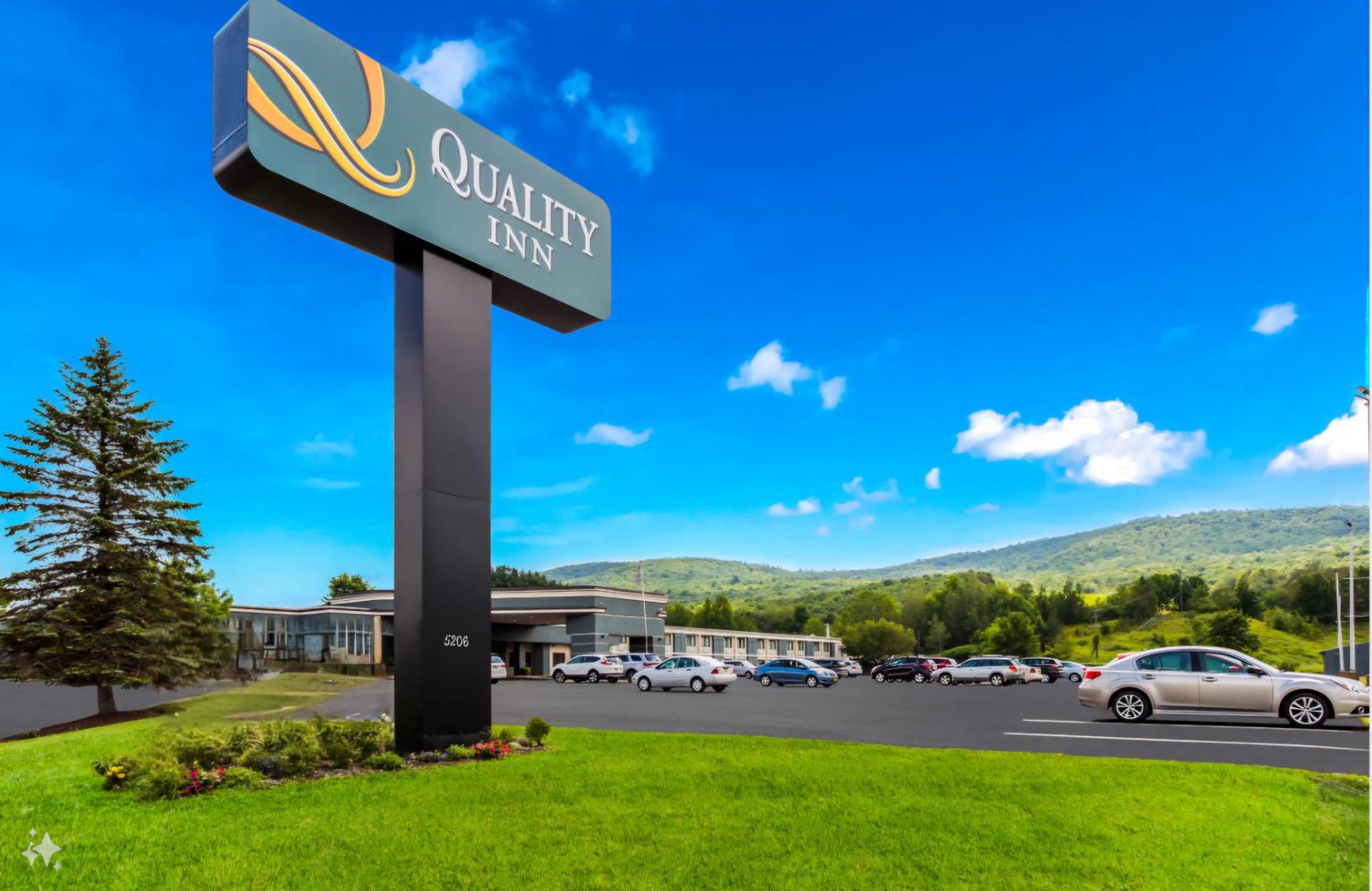 Quality Inn Oneonta Cooperstown Area Exterior foto