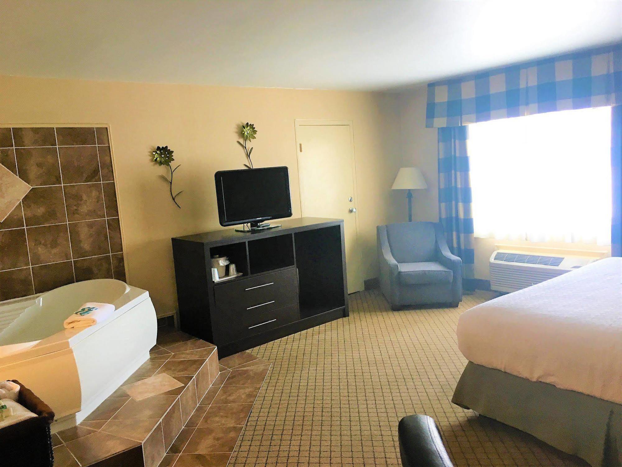 Quality Inn Oneonta Cooperstown Area Exterior foto